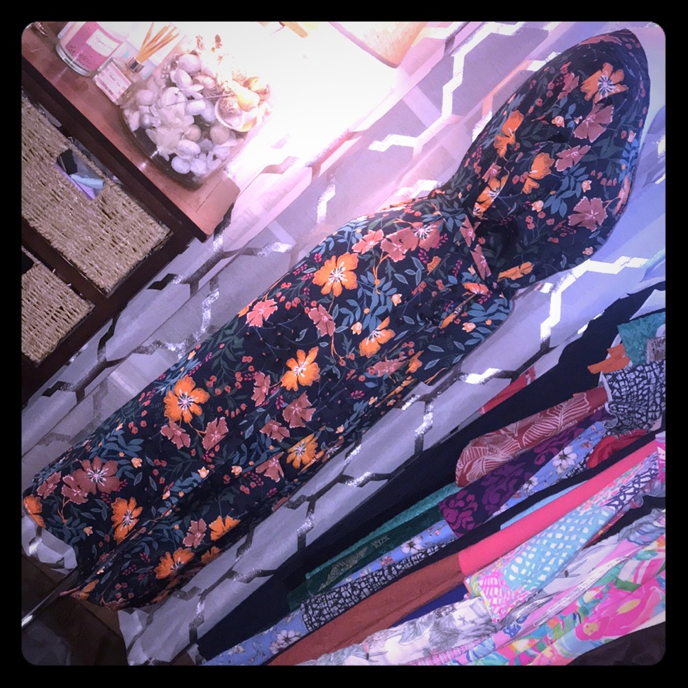 Zara Floral Wrap Dress - Picture 7 of 8